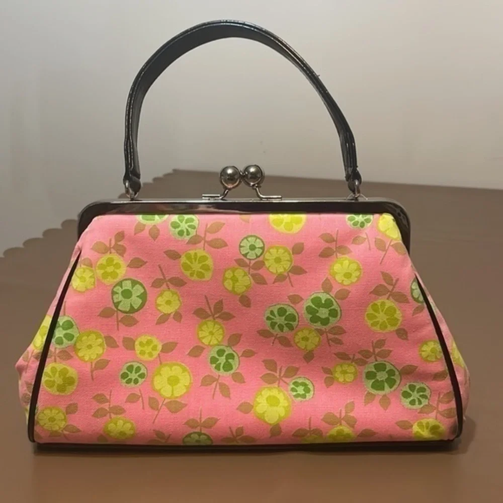Glenda Gies Handbag lemon lime pink floral snap clutch purse